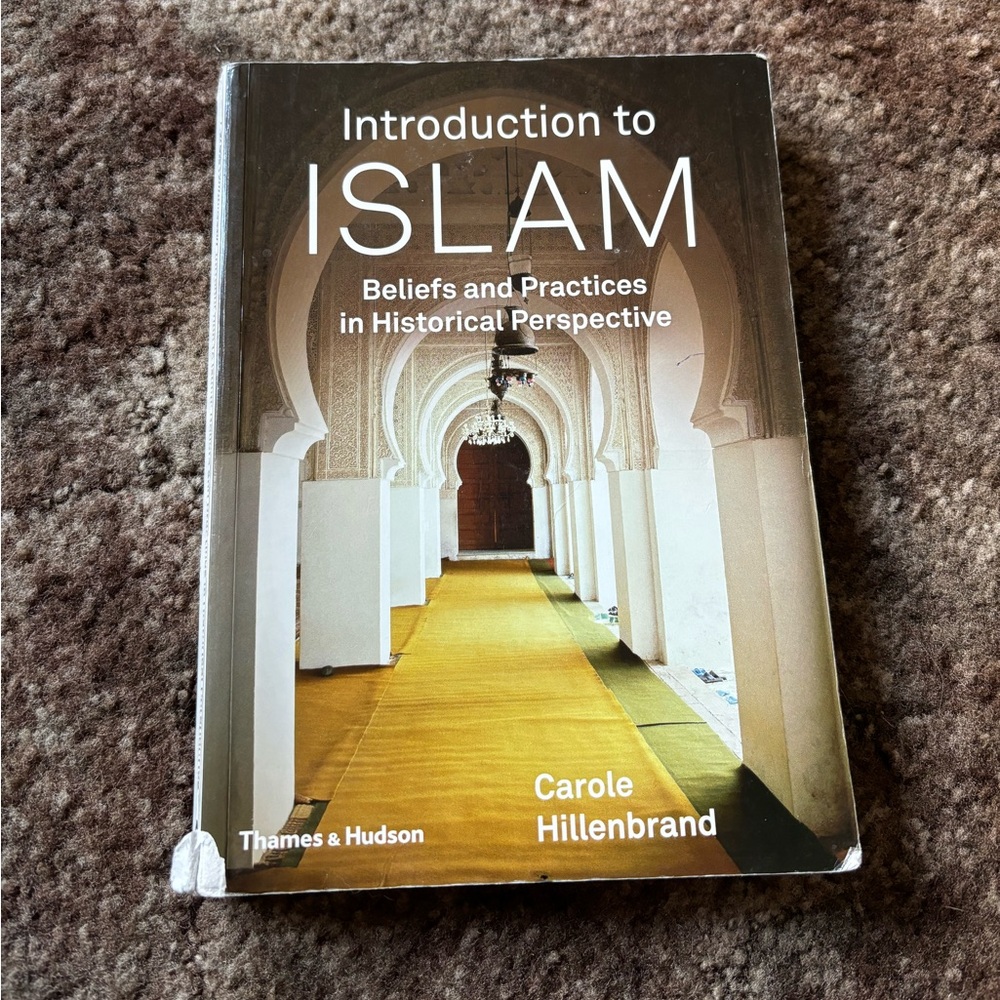 Introduction to Islam by Carole Hillenbrand